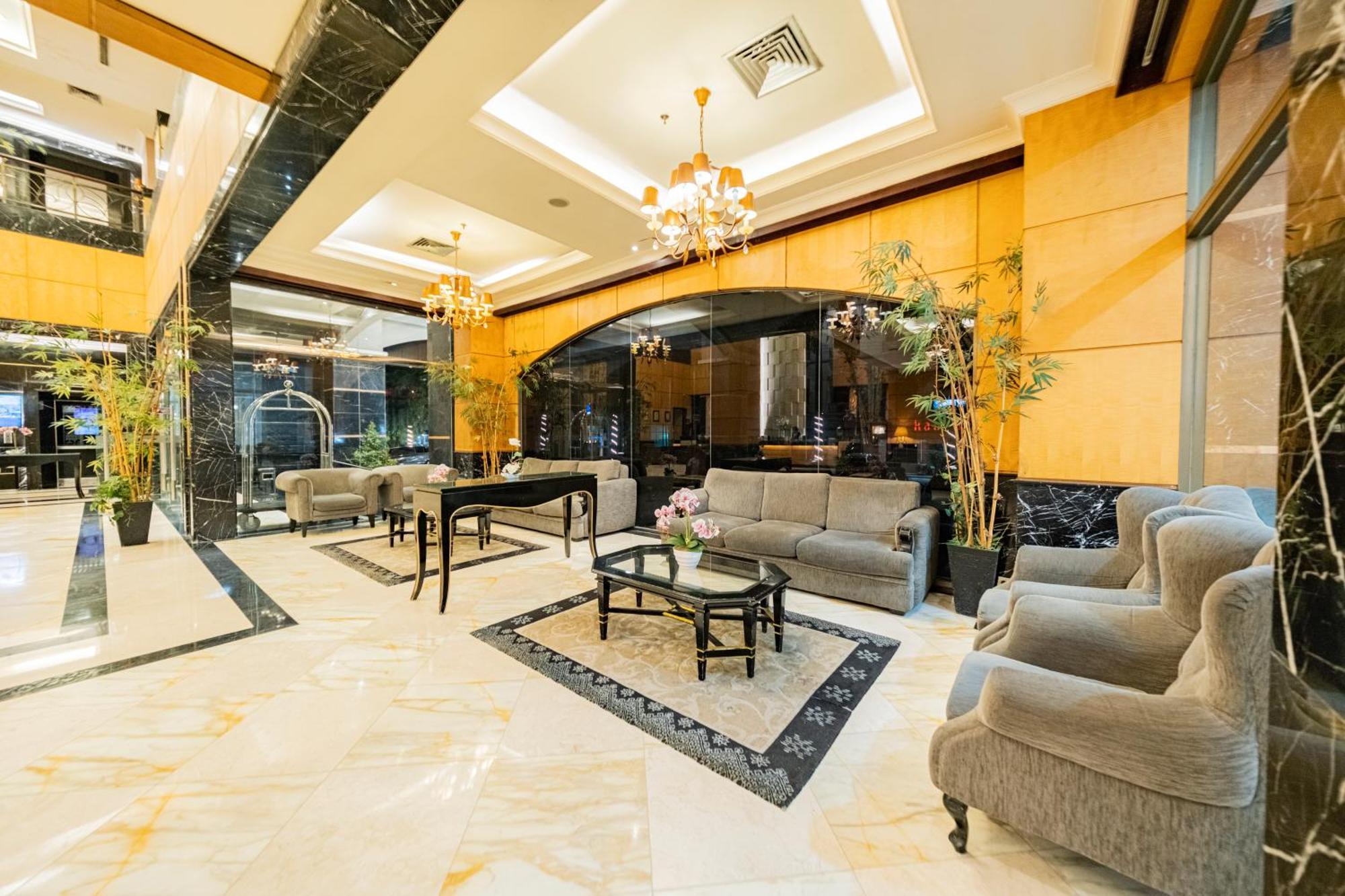Grand Jatra Hotel Pekanbaru Exteriér fotografie